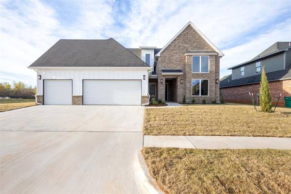 10613 Two Lakes Drive, Yukon, OK 73099