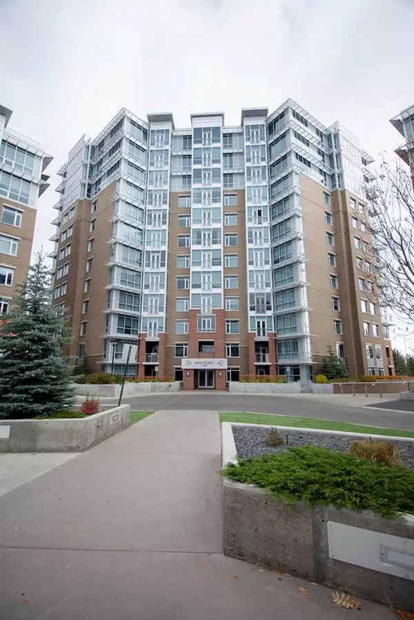 32 Varsity Estates CIR NW #1107, Calgary, AB T3A 2Y1