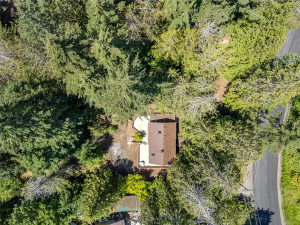 Pender Island, BC V0N 2M0,47297 Schooner Way