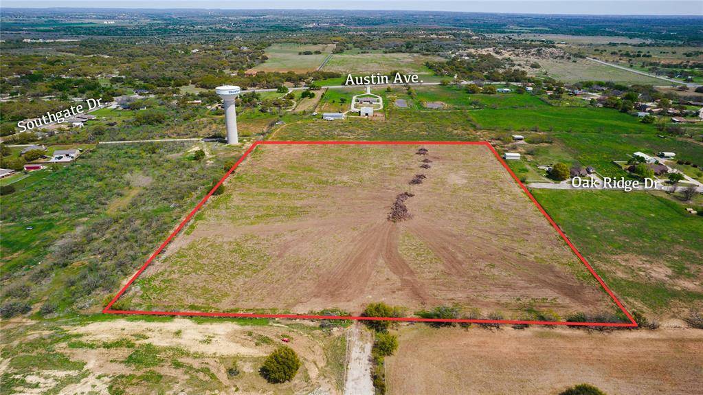 2500 Oak Ridge Drive, Brownwood, TX 76801