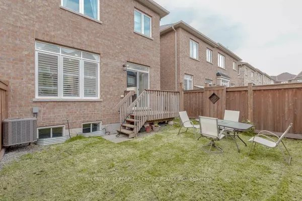 Oakville, ON L6M 5J9,3299 Jacob WAY