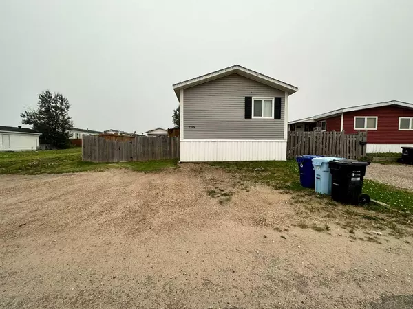 209 Greely RD, Fort Mcmurray, AB T9H 3Y7