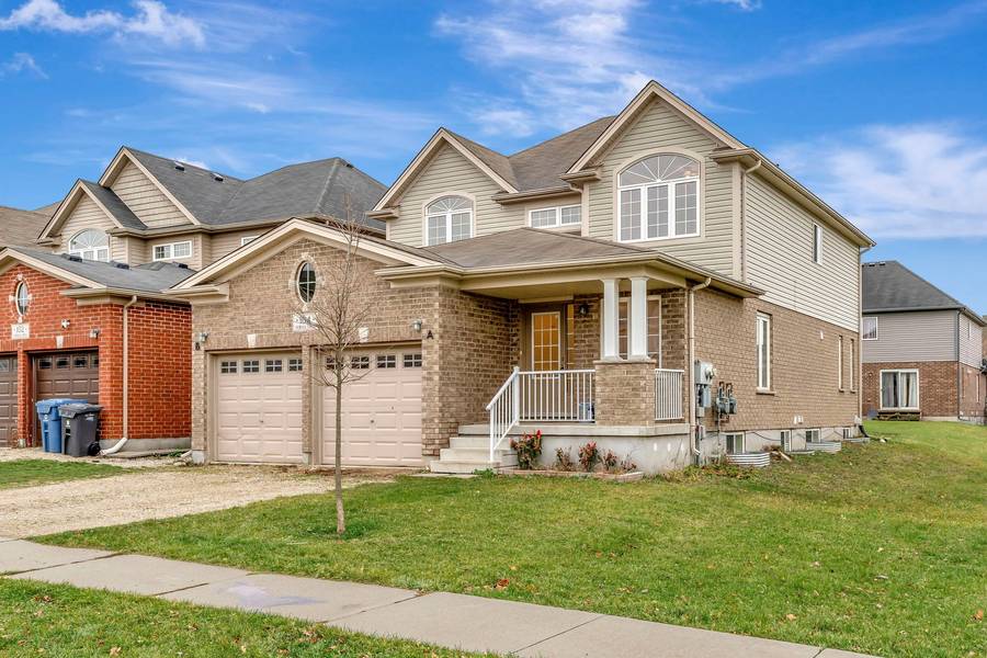 104 Norma CRES #A, Guelph, ON N1E 0K5