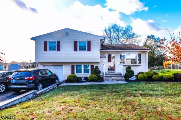 3184 Clark Ln, South Plainfield Boro, NJ 07080