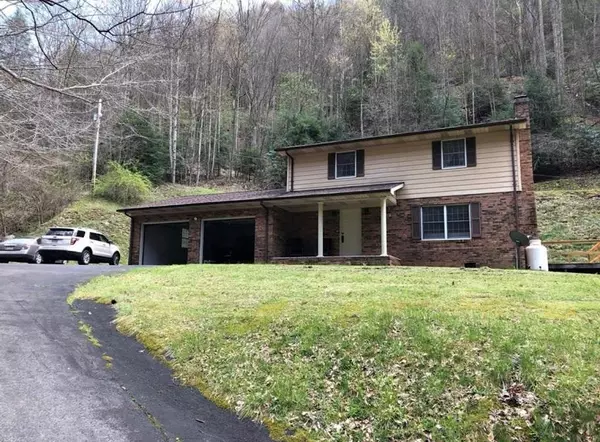 2188 Watkins, Grundy, VA 24614