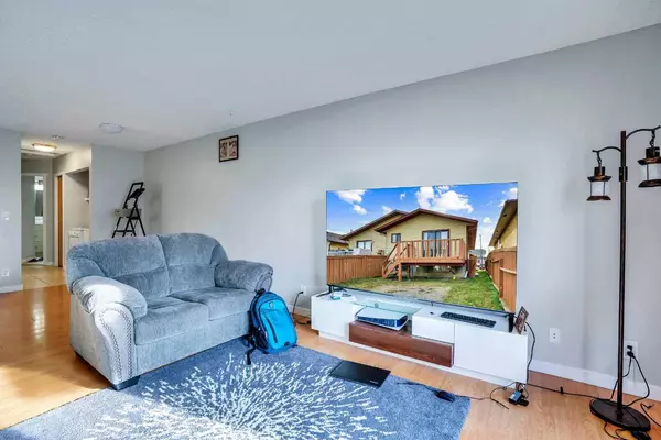 Calgary, AB t3j 2a7,165 Castlebrook WAY NE