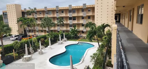 Hollywood, FL 33020,2145 Pierce St  #332