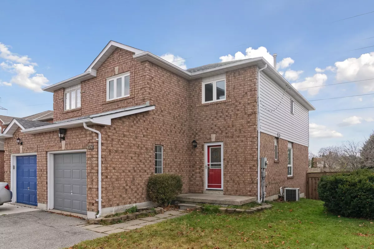 Oshawa, ON L1K 2L6,1512 Fieldgate DR