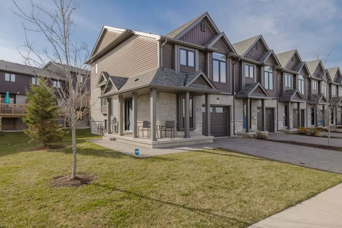 London, ON N6M 0H4,1056 Meadowlark RDG