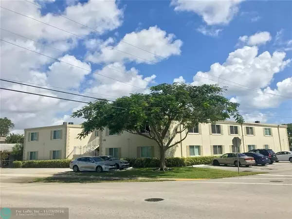 Fort Lauderdale, FL 33316,1320 Miami Rd  #1