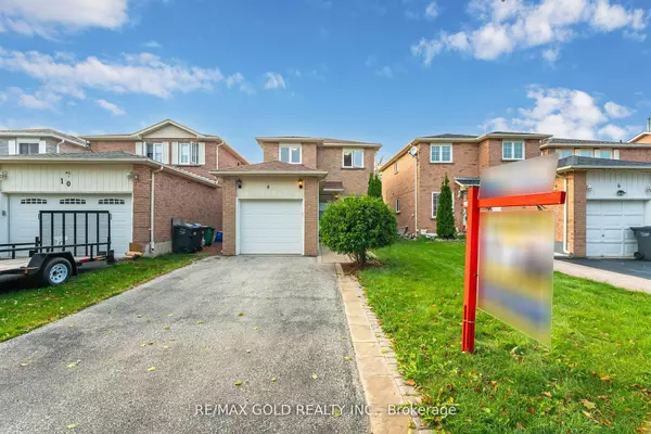 8 Murdoch DR,  Brampton,  ON L6X 3Y2