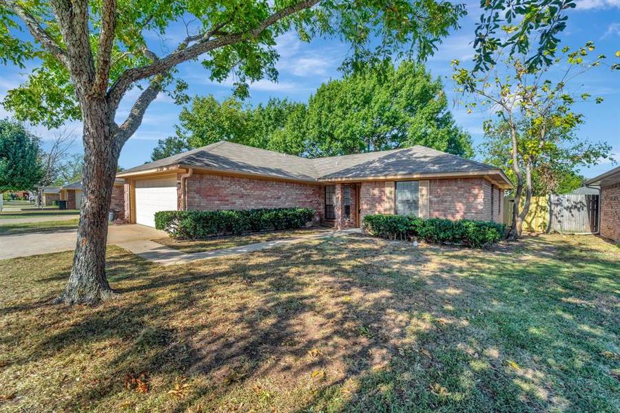 779 Evelyn Drive, Terrell, TX 75160