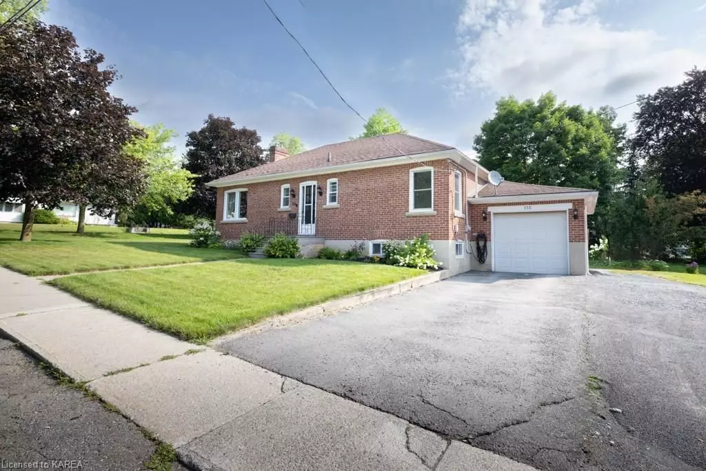 Greater Napanee, ON K7R 2V2,135 DONALD ST