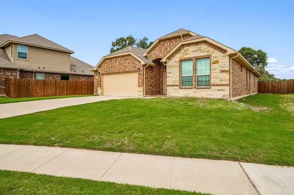 Granbury, TX 76049,1528 Seabiscuit Drive