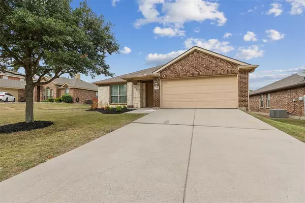 1325 Lake Trail Court, Wylie, TX 75098