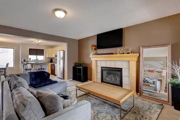 Calgary, AB T3K5T7,88 Covepark WAY Northeast