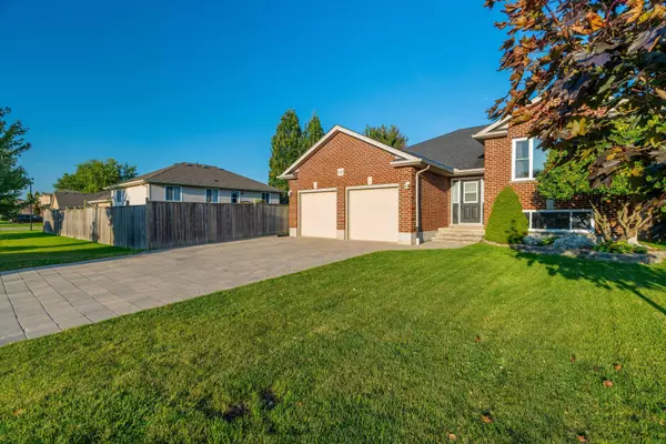 Strathroy-caradoc, ON N7G 4K9,98 Laura LN