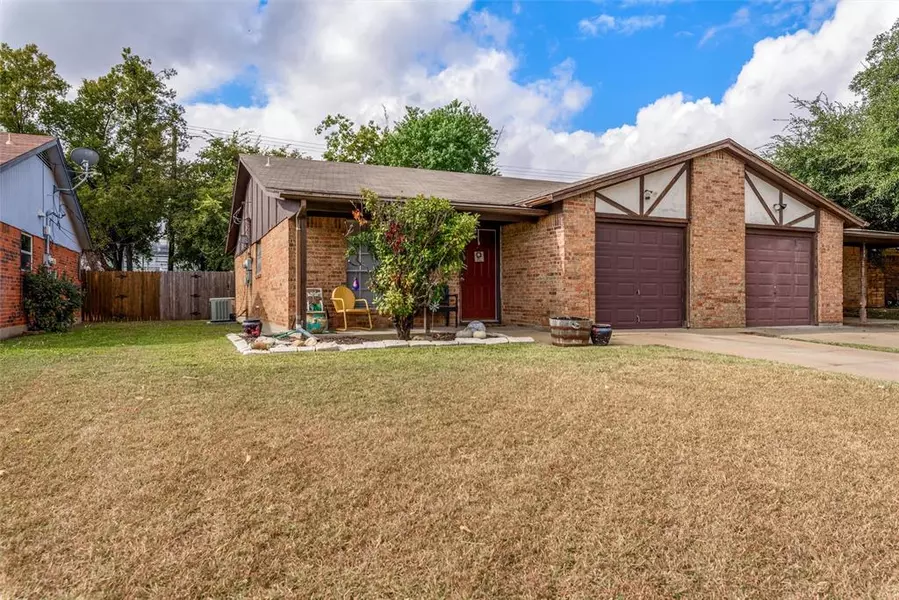 144 Meador Lane, Burleson, TX 76028