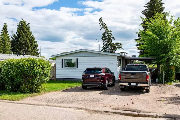 509 2 Avenue Crescent, Wainwright, AB T9W 1A3