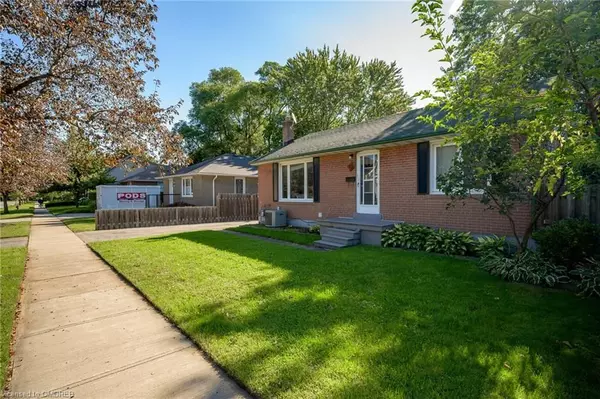 64 Florence DR, Oakville, ON L6K 1V6