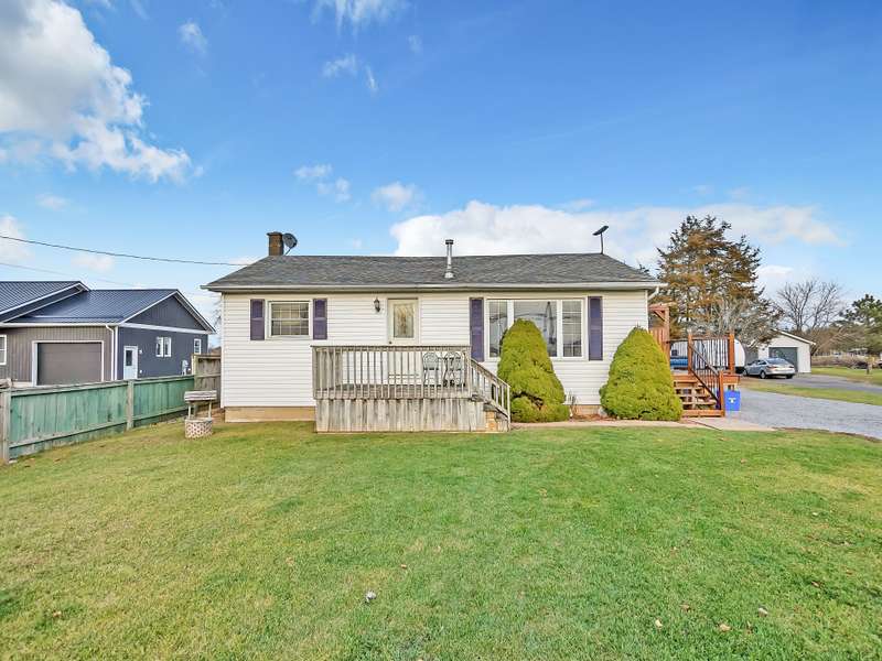 2686 County Road 5 N/A, Prince Edward County, ON K0K 1W0