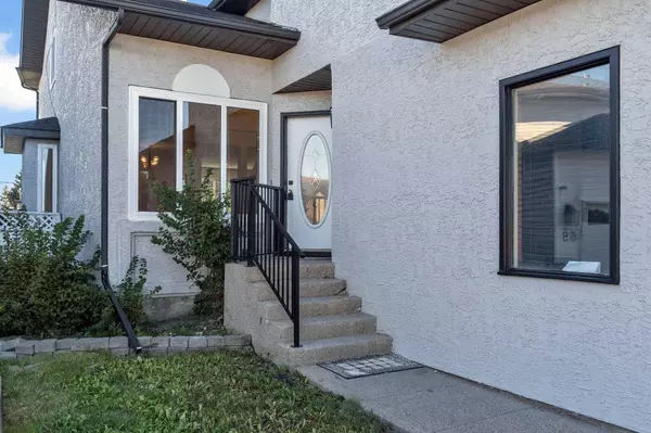 Calgary, AB T3J 2S5,63 Martinview CRES Northeast