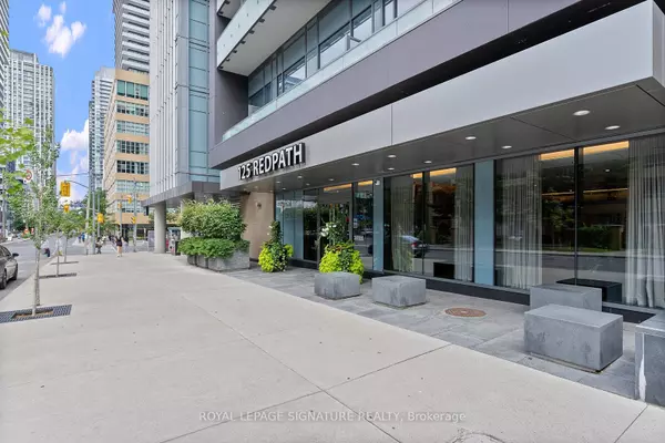 Toronto C10, ON M4S 0B5,125 Redpath AVE #305