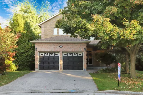 311 Sheridan CT, Newmarket, ON L3Y 8P9