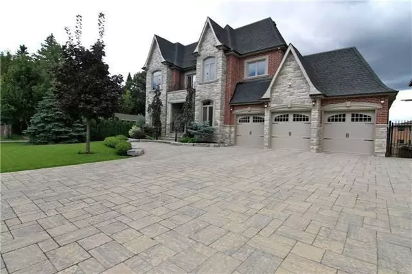 183 May AVE, Richmond Hill, ON L4C 3S8