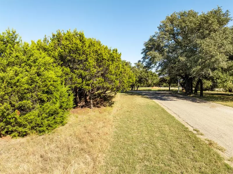 41044 Acorn Lane, Whitney, TX 76692