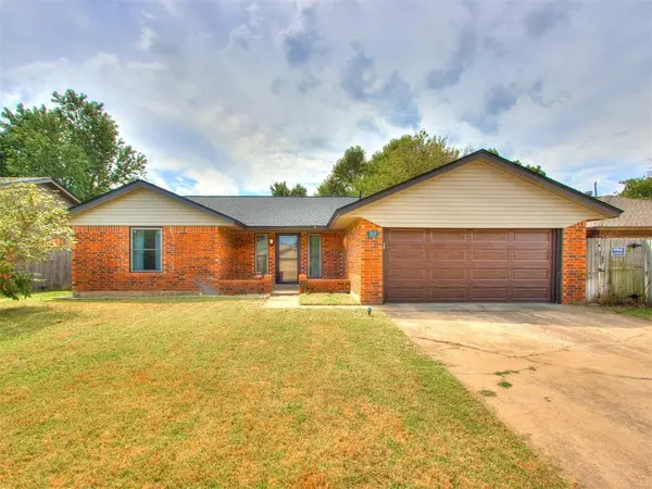 Norman, OK 73069,512 Sunburst Street