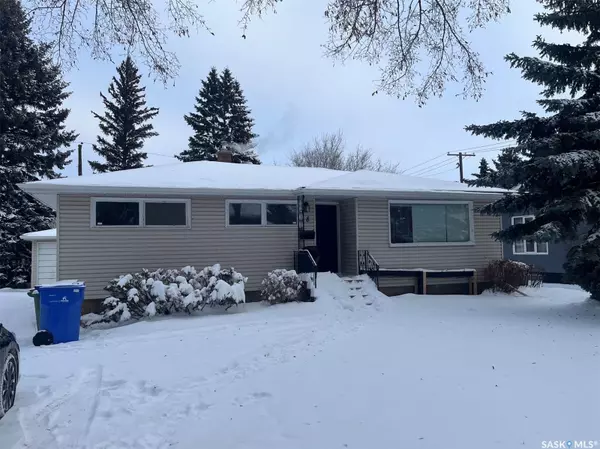 8 Emerald Park ROAD, Regina, SK S4S 4X5