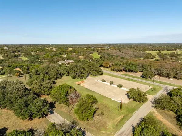 Whitney, TX 76692,41033 Flagstone Circle