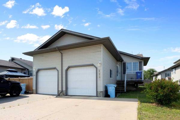 222 Carteret DR, Fort Mcmurray, AB T9K 2V7