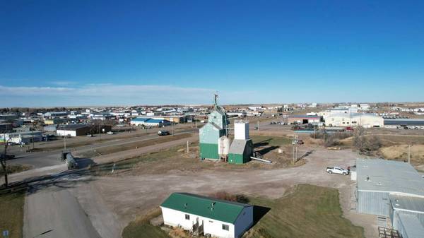 Taber, AB T1G 2C4,5605 64 ST