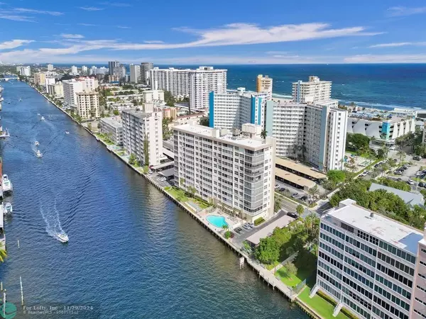 Pompano Beach, FL 33062,299 N Riverside Dr  #301