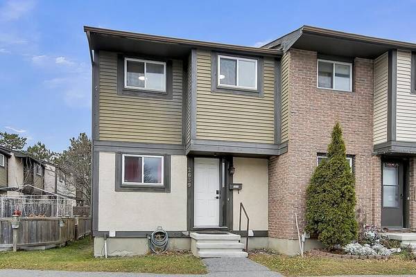 2639 Pimlico CRES #17, Blossom Park - Airport And Area, ON K1T 2A6