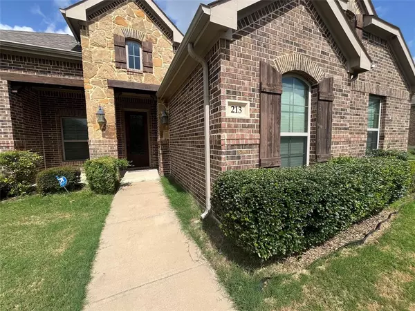 Red Oak, TX 75154,213 Wisteria Way