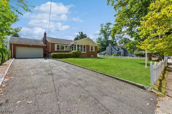 286 Mountain Ave, North Plainfield Boro, NJ 07060