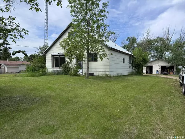 Leroy, SK S0K 2P0,401 2nd AVENUE NE