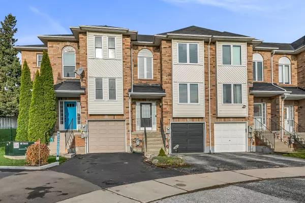 64 Natale CT, Bradford West Gwillimbury, ON L3Z 3B1