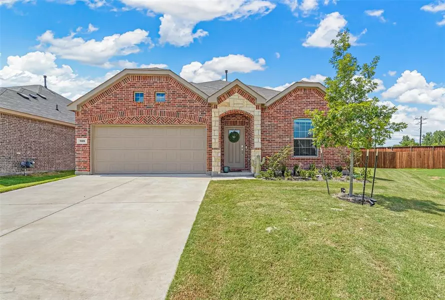 1135 Fairytale Lane, Crandall, TX 75114