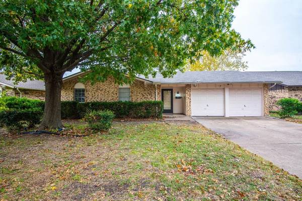 410 Bella Street, Duncanville, TX 75137