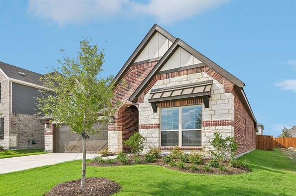 Fort Worth, TX 76036,5040 water lily Lane