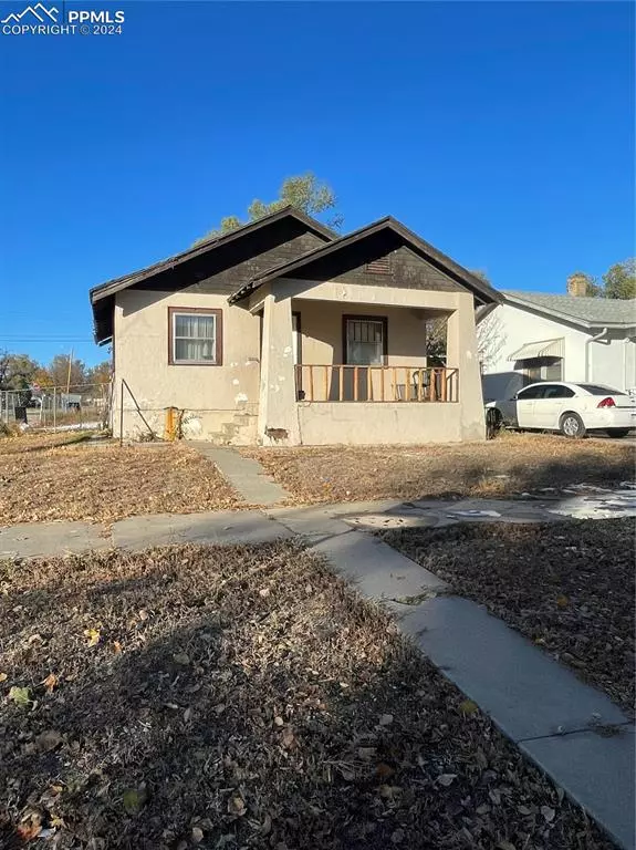 Pueblo, CO 81003,927 W 12th ST