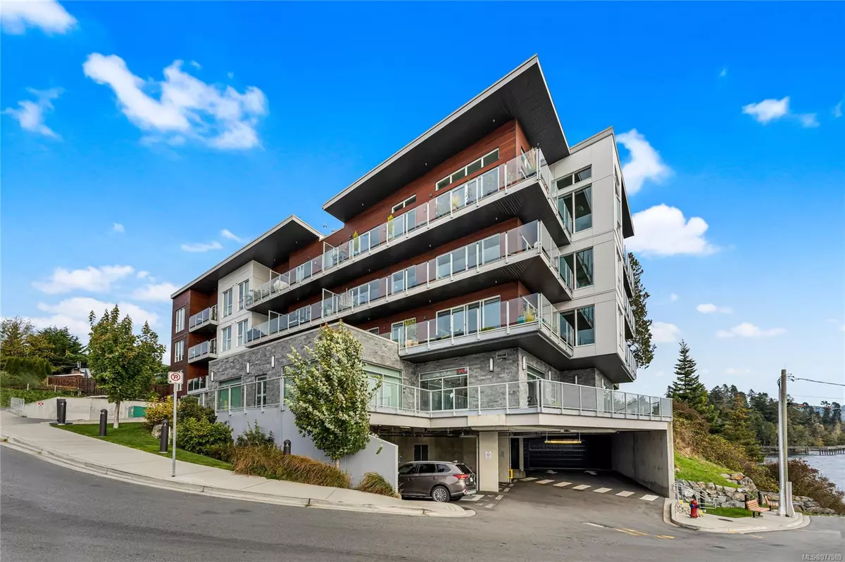 Sooke, BC V0S 1N0,1820 Maple Ave S #305