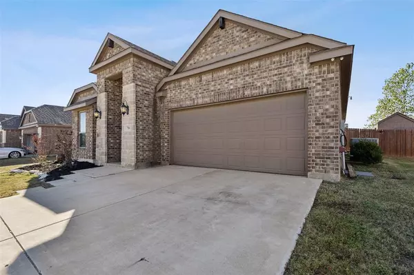 Joshua, TX 76058,716 Waterford Way