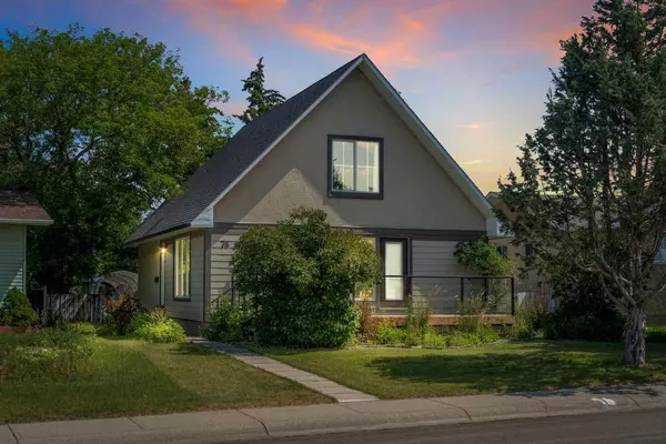 76 Huntmeadow RD Northeast, Calgary, AB T2K 5H1