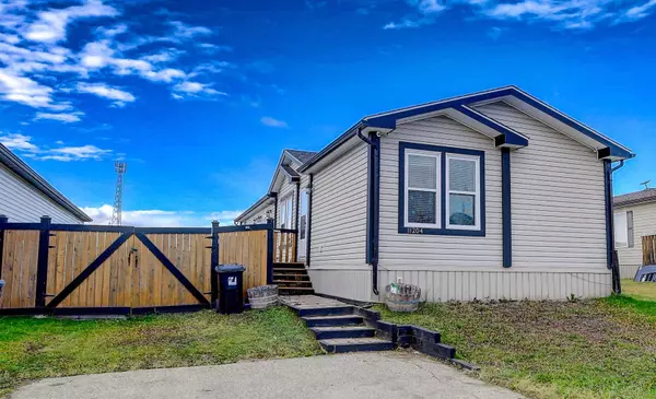 Clairmont, AB T8X5C3,11204 96 ST