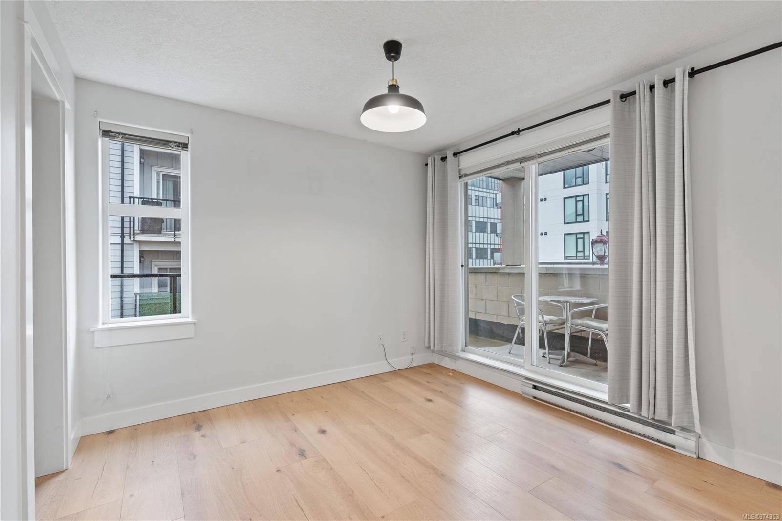 Langford, BC V9B 3V5,2829 Peatt Rd #201
